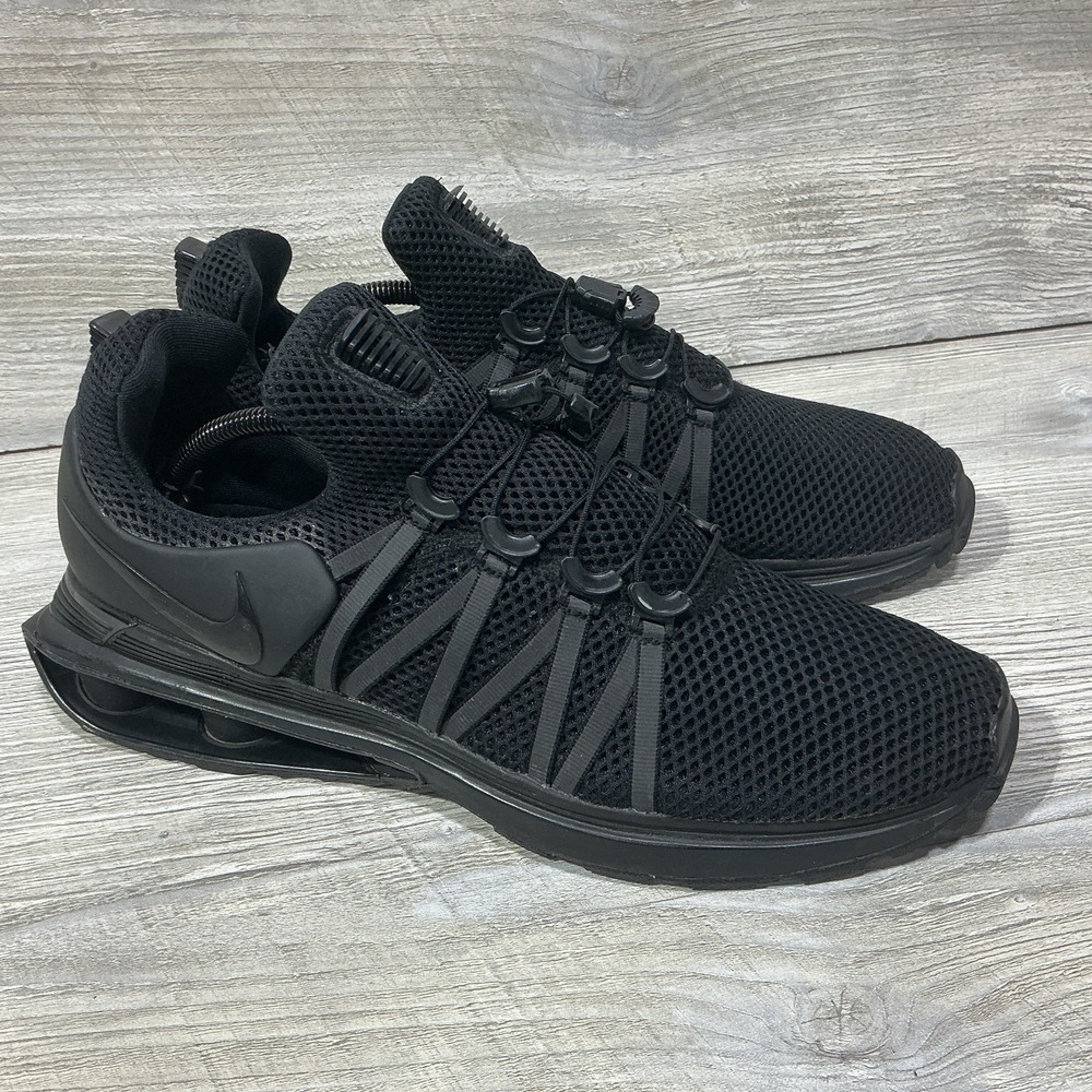 Nike Shox Gravity Running Shoes Mens Size 11 Triple Black/Black/Black AR1999-001
